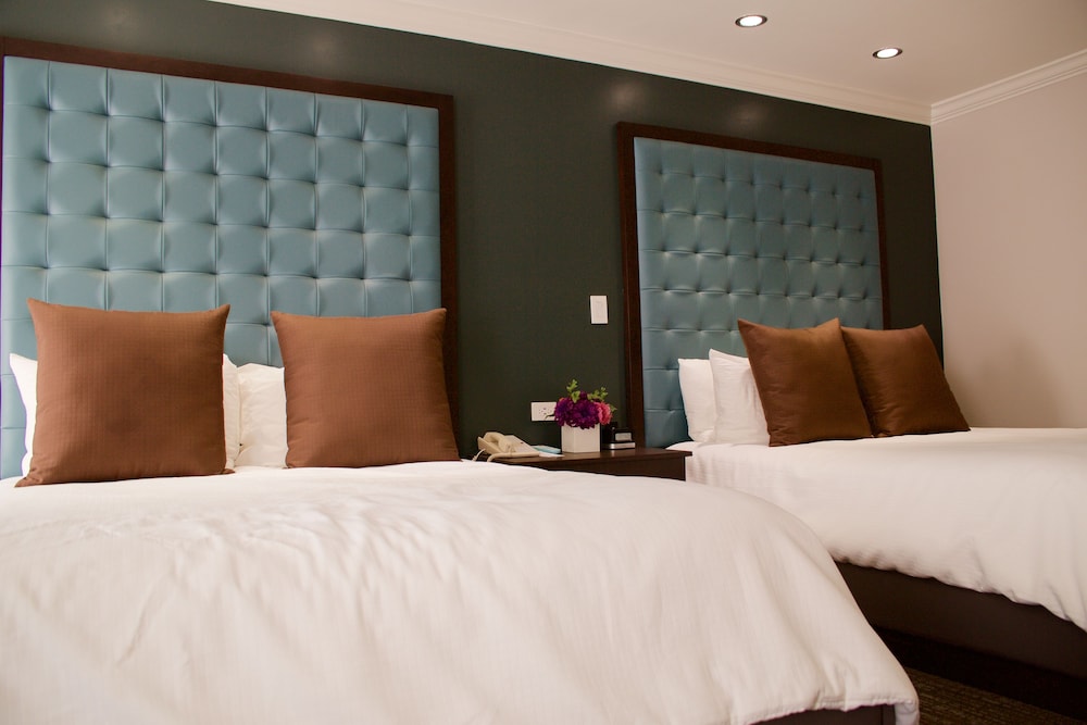MUNRAS INN 37/58