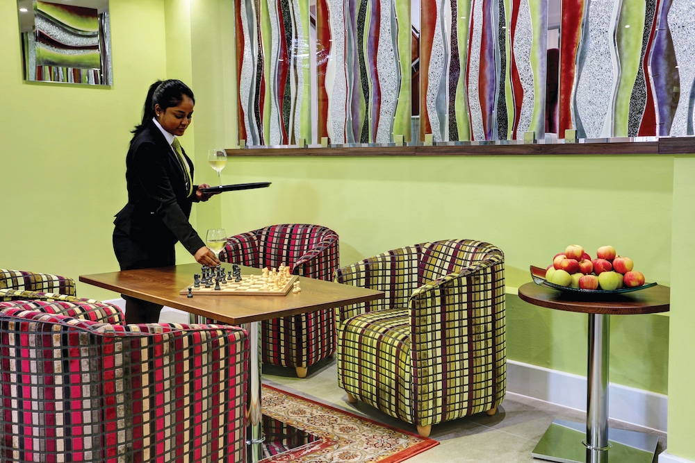 Frensham Pond Country House Hotel Spa 46/54