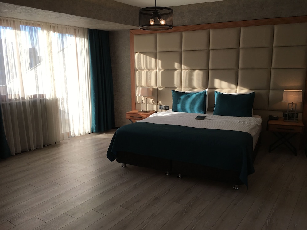 غرفة قياسية، Grand Vaves Hotel 6/10