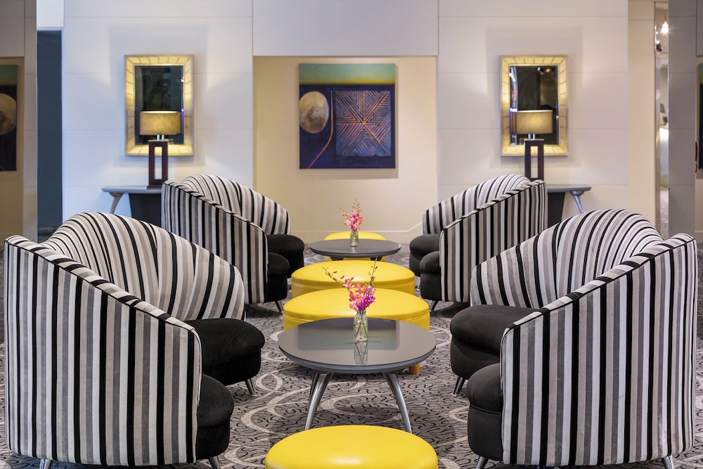 Flagstaff Gardens Hotel 41/65