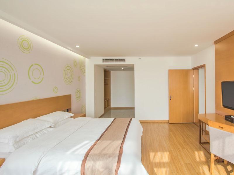 GreenTree Inn Jiaxing Tongxiang City Chongfu International Fur Center Business Hotel 25/39