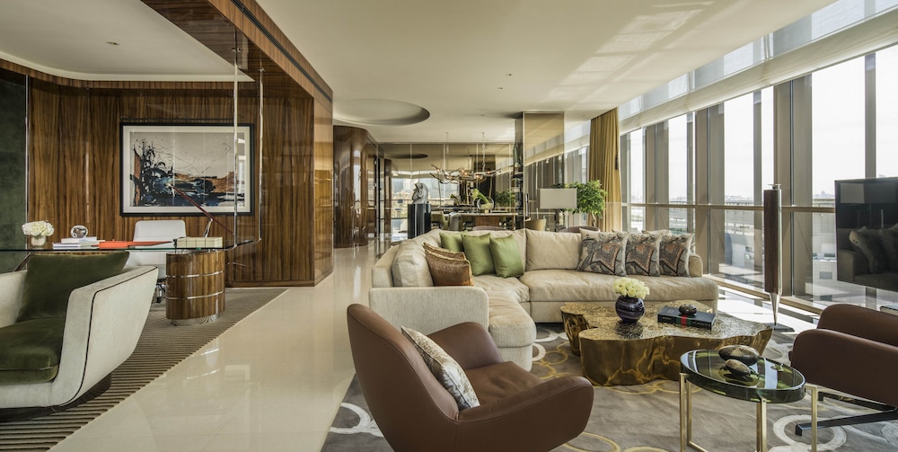 Four Seasons Hotel Dubai International Financial Centre 55/86