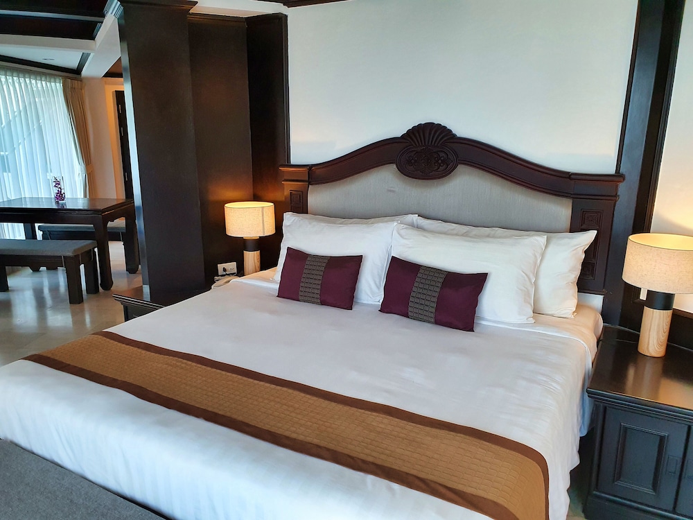 Sea Pearl Beach Resort Phuket 11/50