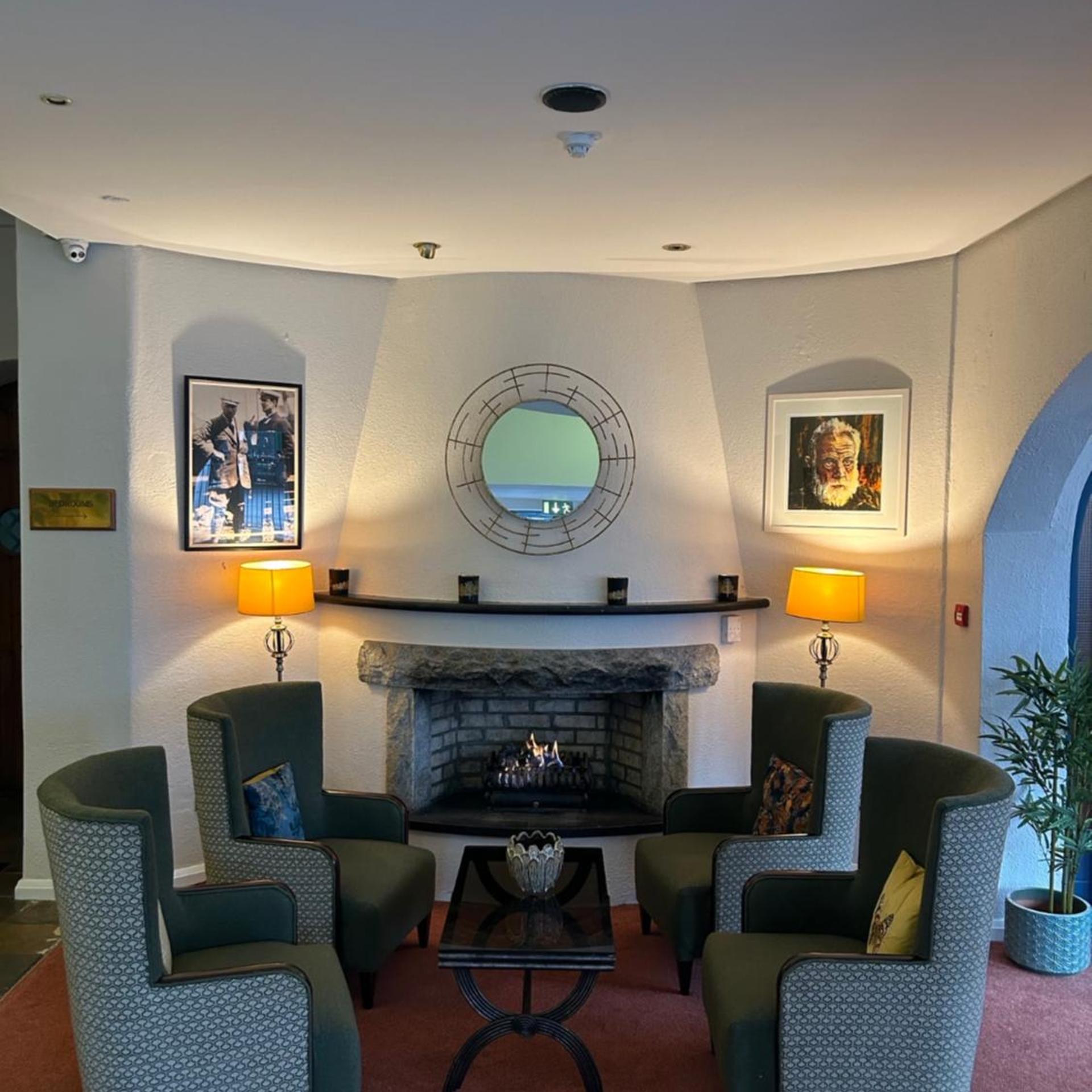 Alcock & Brown Hotel 22/48