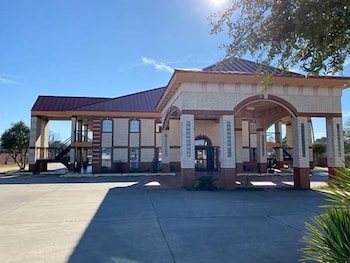 Quality Inn & Suites New Boston - Texarkana West 57/61
