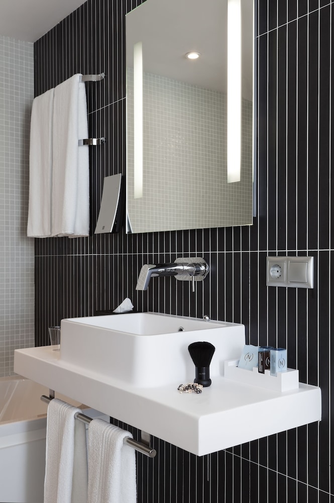 Superior, Suite, Multiple Beds, Suite Novotel Malaga Centro Hotel 7/8