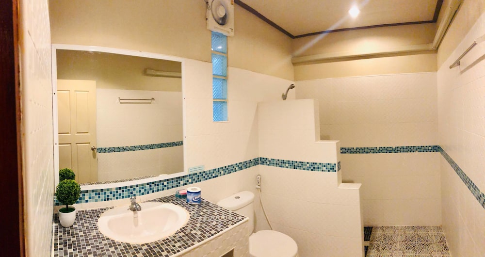 Haad Khuad Resort 48/50