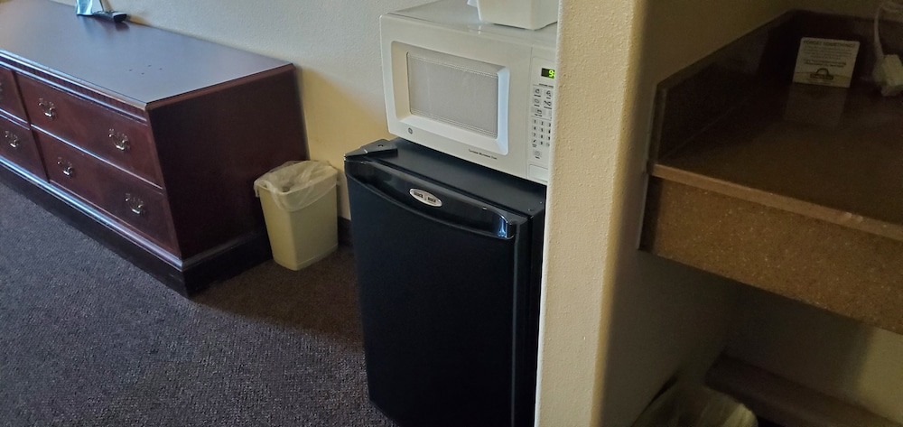 Days Inn by Wyndham Beaver 19/22