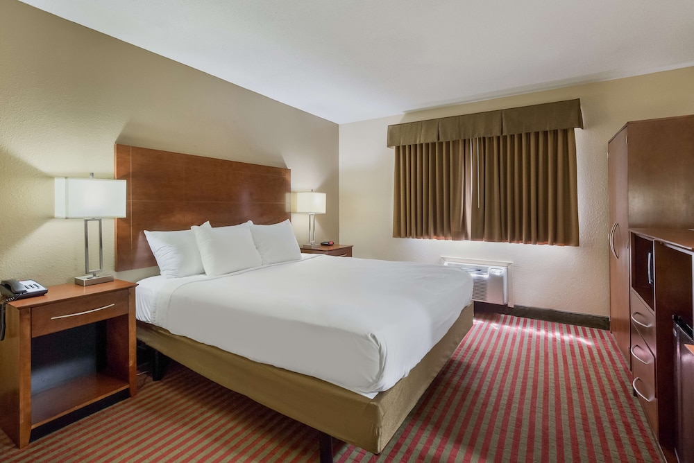 Best Western U. S. Inn 14/24