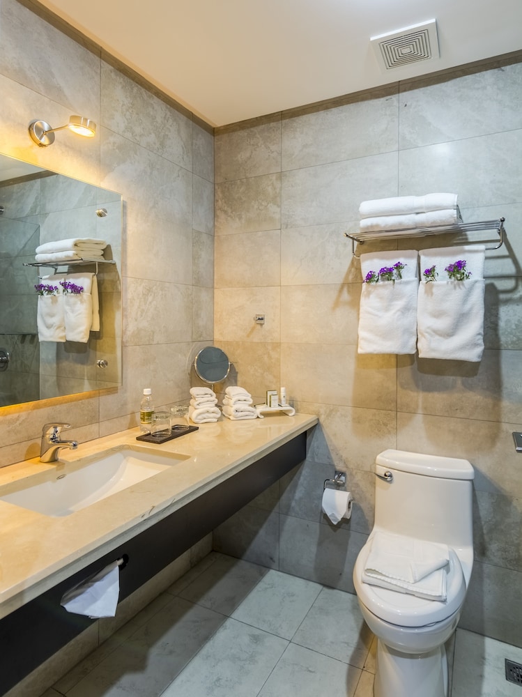 Studio Hotel Boutique 16/75