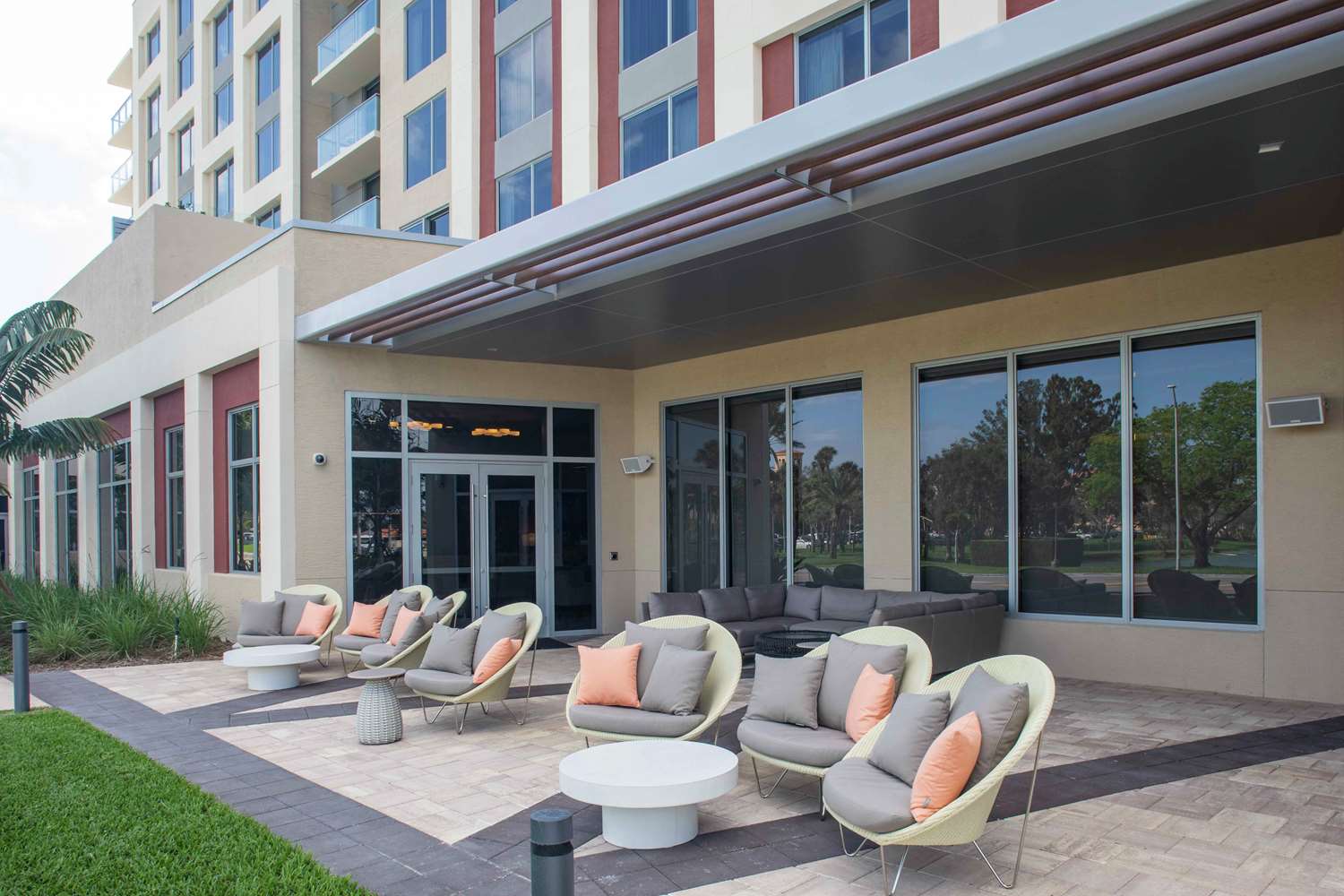 Hilton Miami Dadeland 60/65