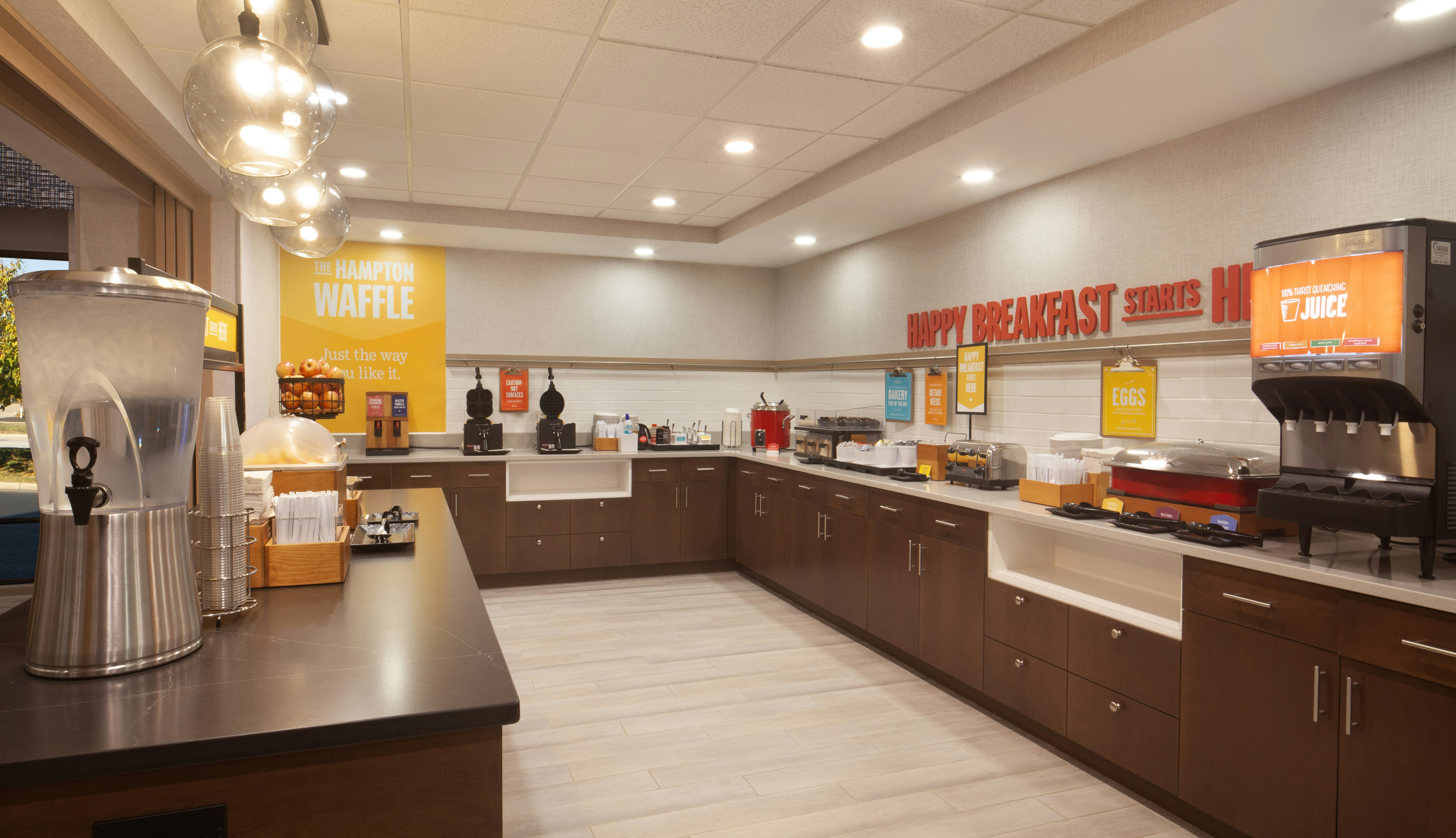 Hampton Inn & Suites Cleveland-Mentor 34/45