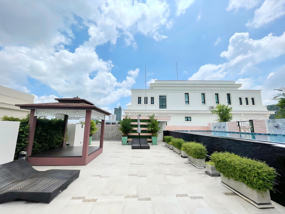 Syama Hana Executive Apartments Thonglor 6/50