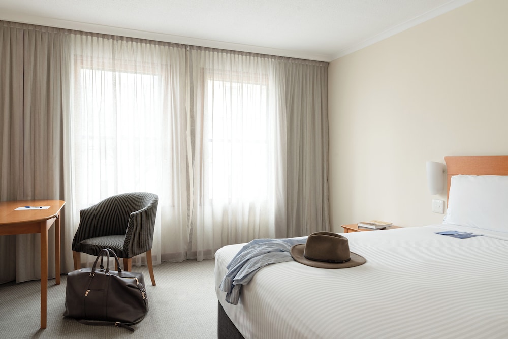 Accessible Queen Room