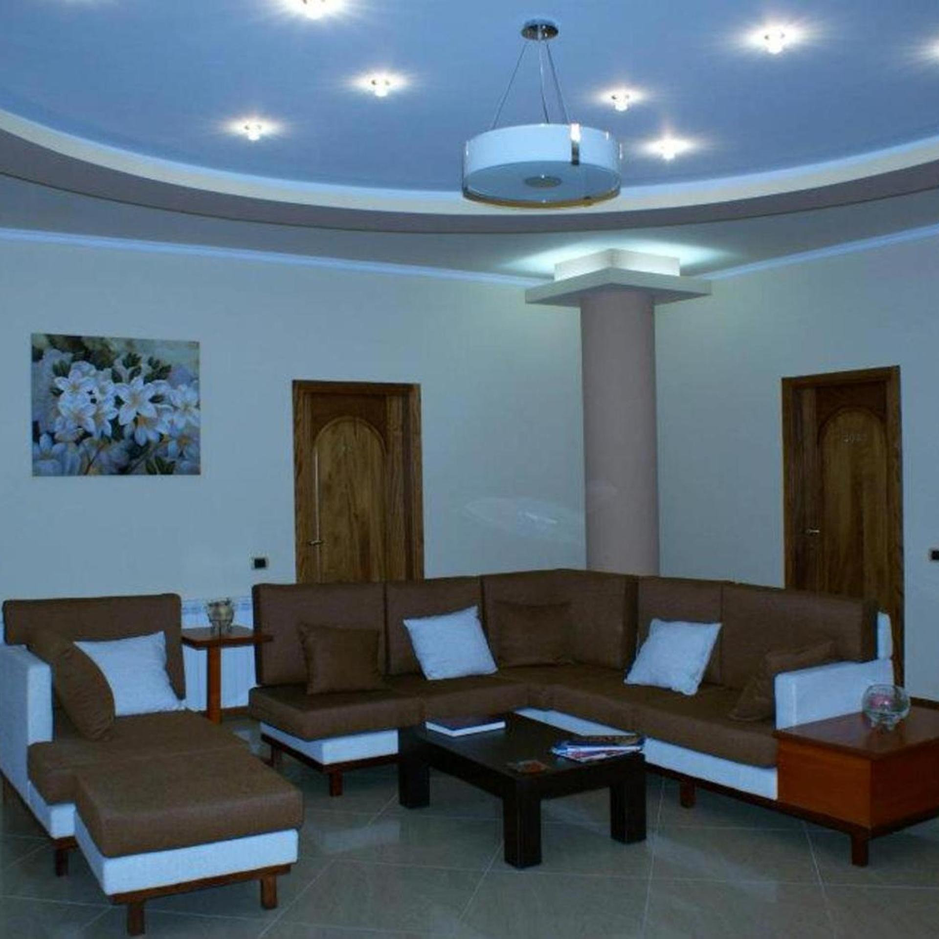 Colombo Hotel 37/49
