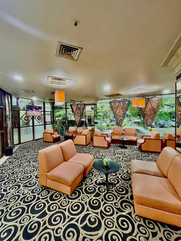 HORISON BANDUNG HOTEL 24/50