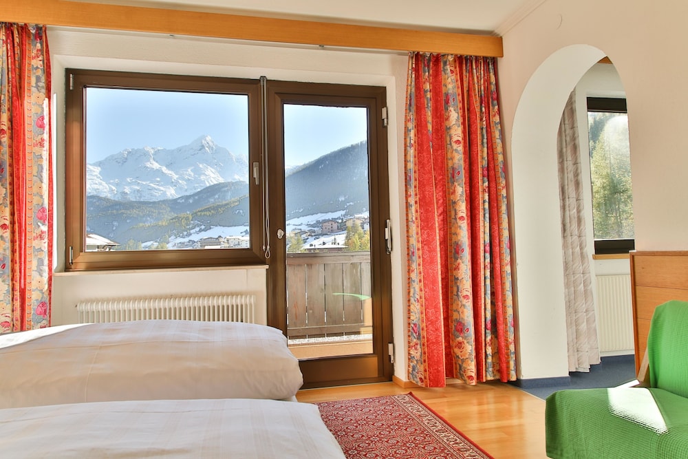 Pension Neururer 22/50