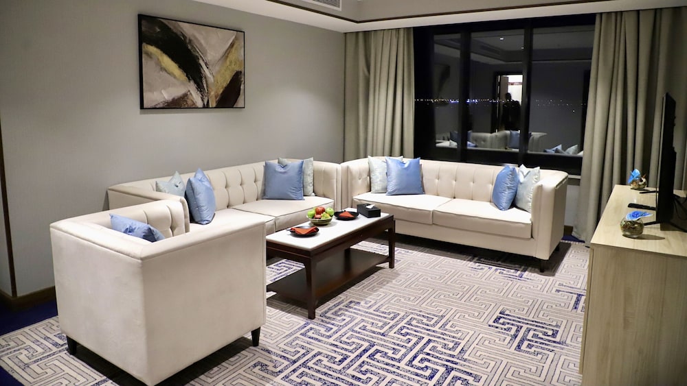 Five Seasons Hotel 29/50