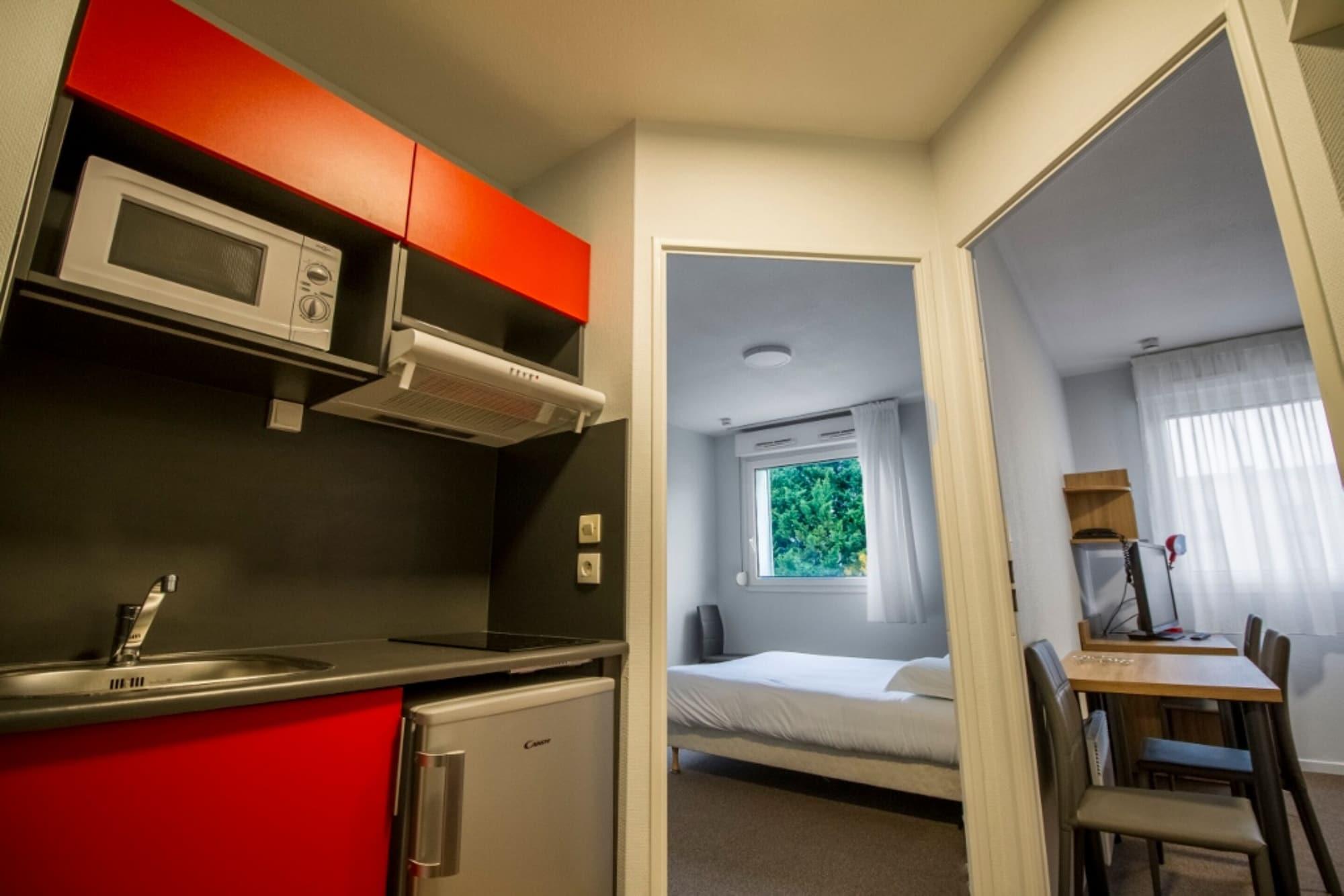 شقة، Kosy Appart'hotel Le Champ De Mars Reims 4/4