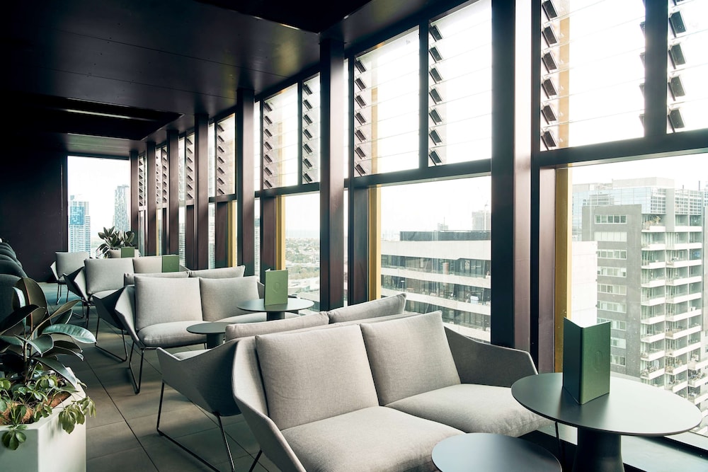 Quincy Hotel Melbourne 48/70