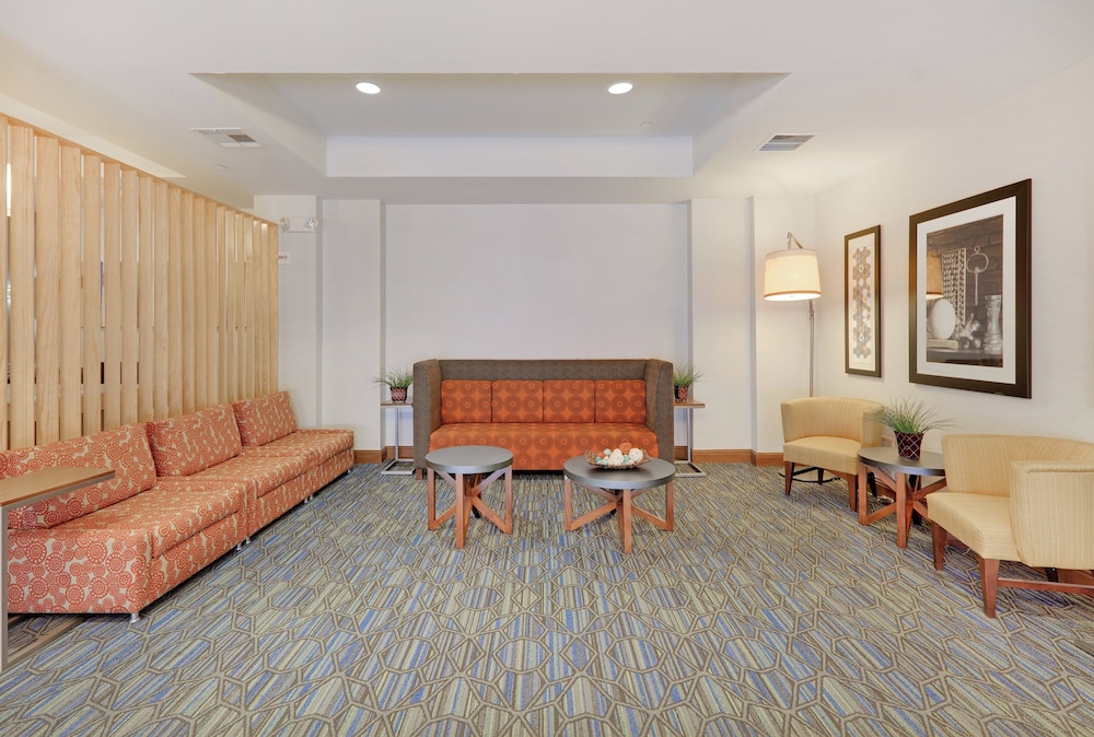 Holiday Inn Express Hotel And Suites Burleson Ft Worth 42/65