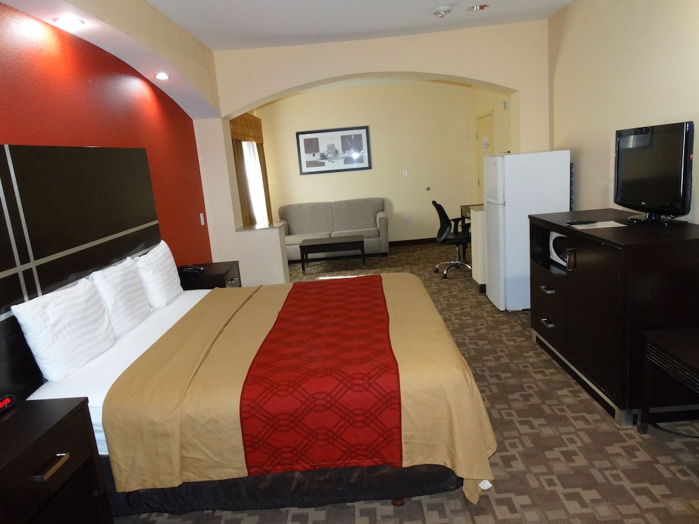 Regency Inn & Suites Baytown 23/62