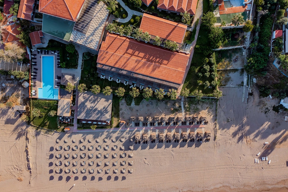 Adora Calma Beach Hotel - Adults Only 2/50
