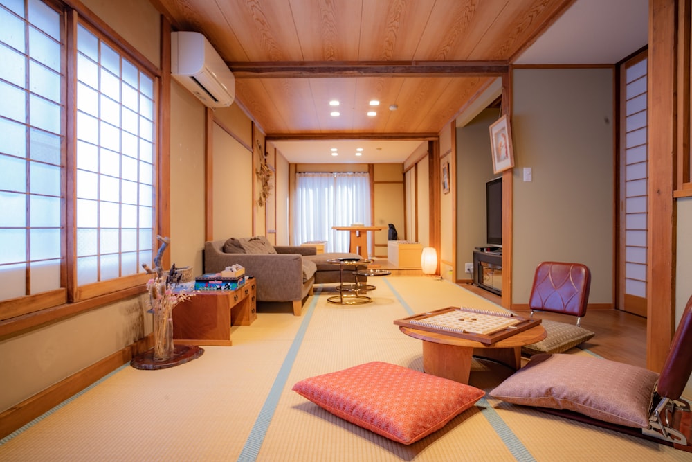 Aibiya (ex High Quality Hostel AIBIYA) 24/31
