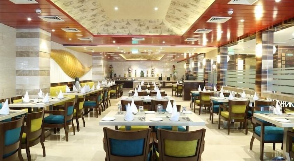 Renest Jaipur 33/49