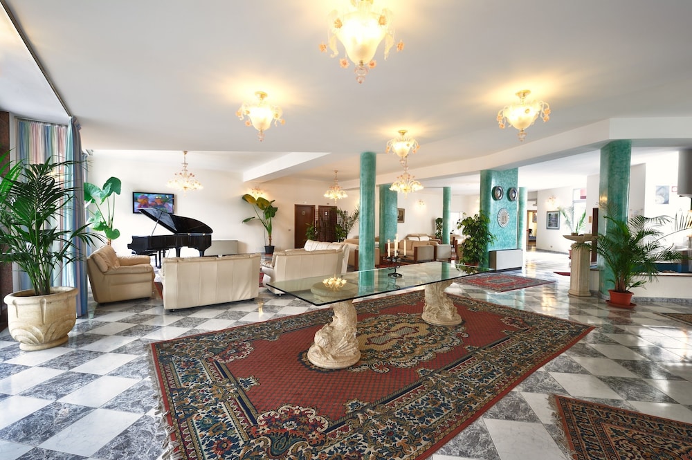 Hotel Jasminum 3/34