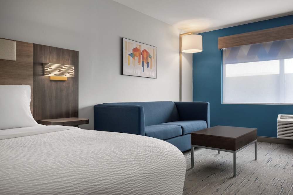 Holiday Inn Express & Suites Muncie Northwest by IHG، مونسي 20/50