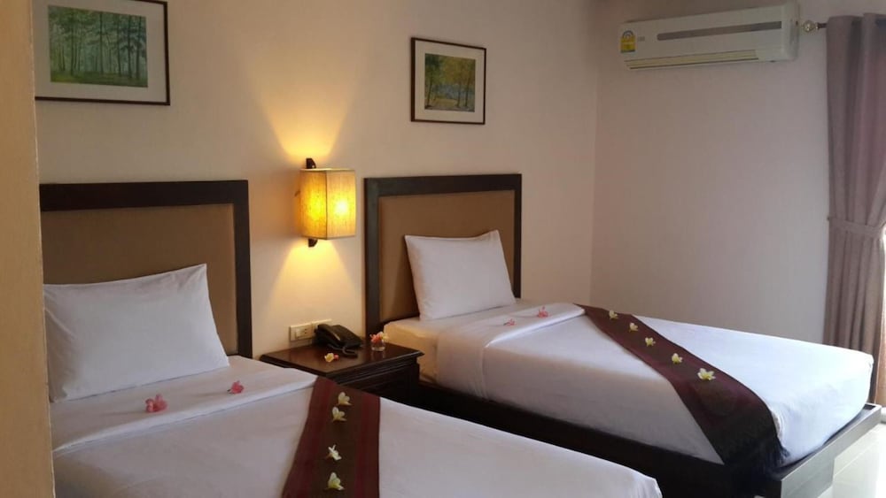 NARIS ART HOTEL 19/55