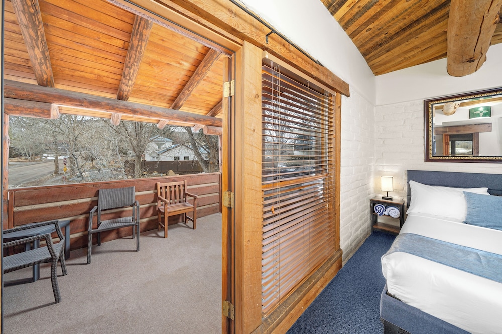 Chipeta Solar Springs Resort 36/51