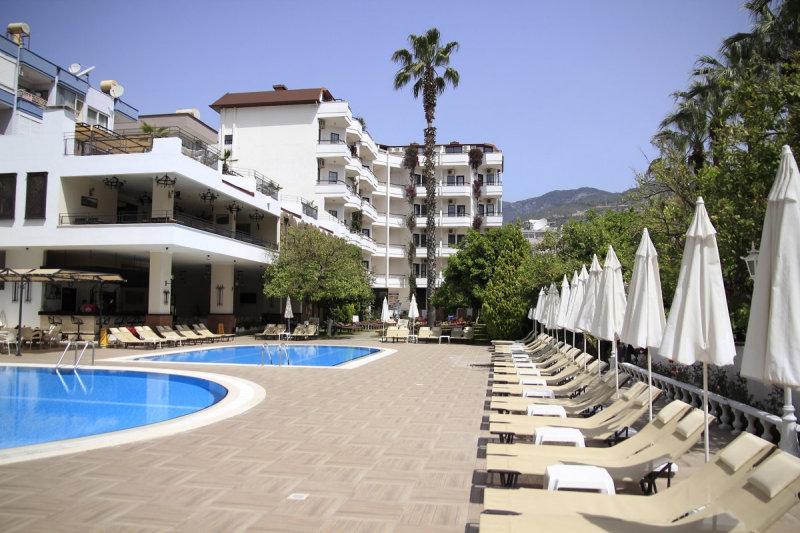 Otel Boulevard 12/13