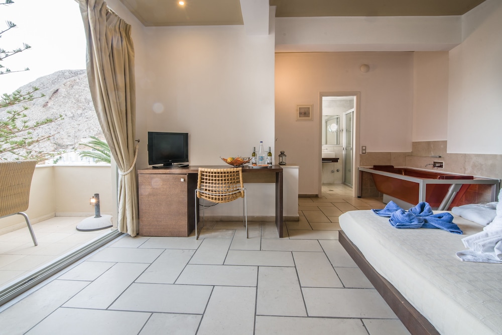 Antinea Suites and Spa 41/75