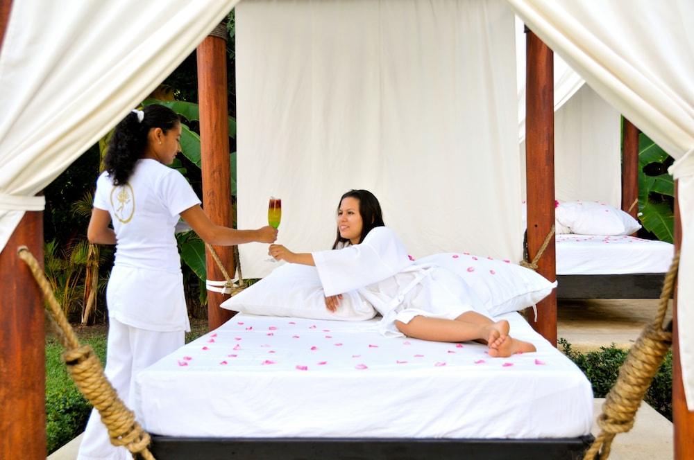 Pacifica Resort Ixtapa 29/72