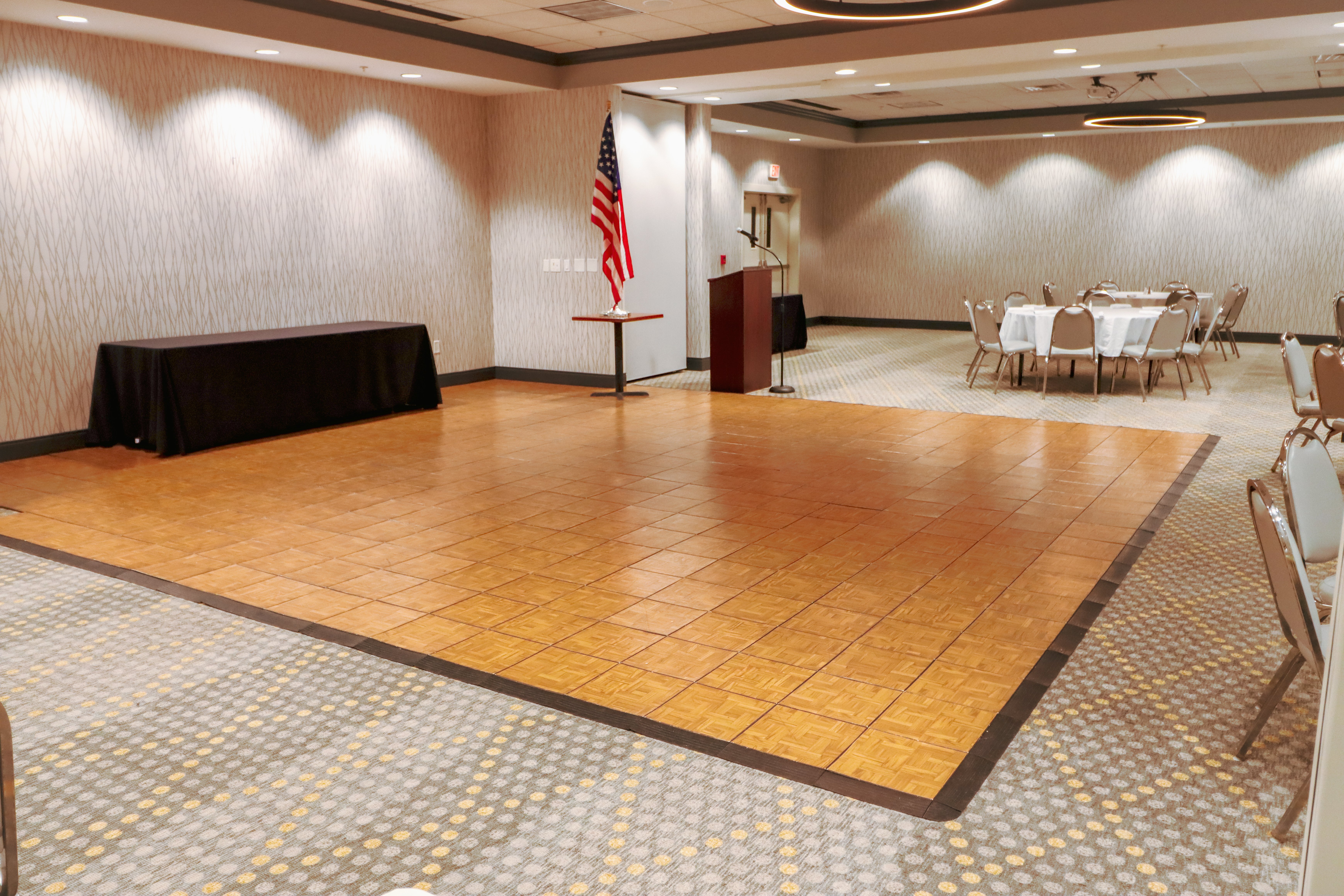 Holiday Inn Quincy, an IHG Hotel 16/75