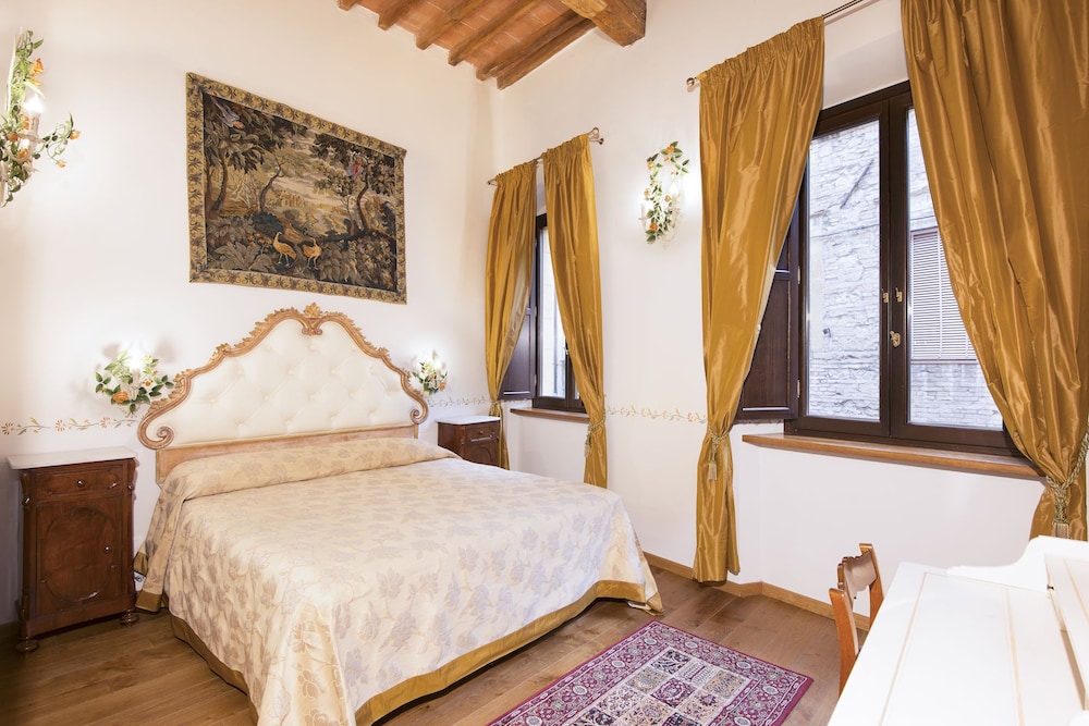 Palazzo Pacini 17/77