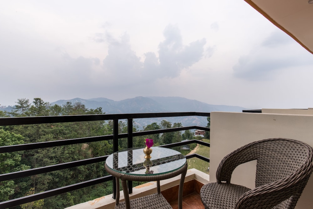 Hotel Sarathi 46/50