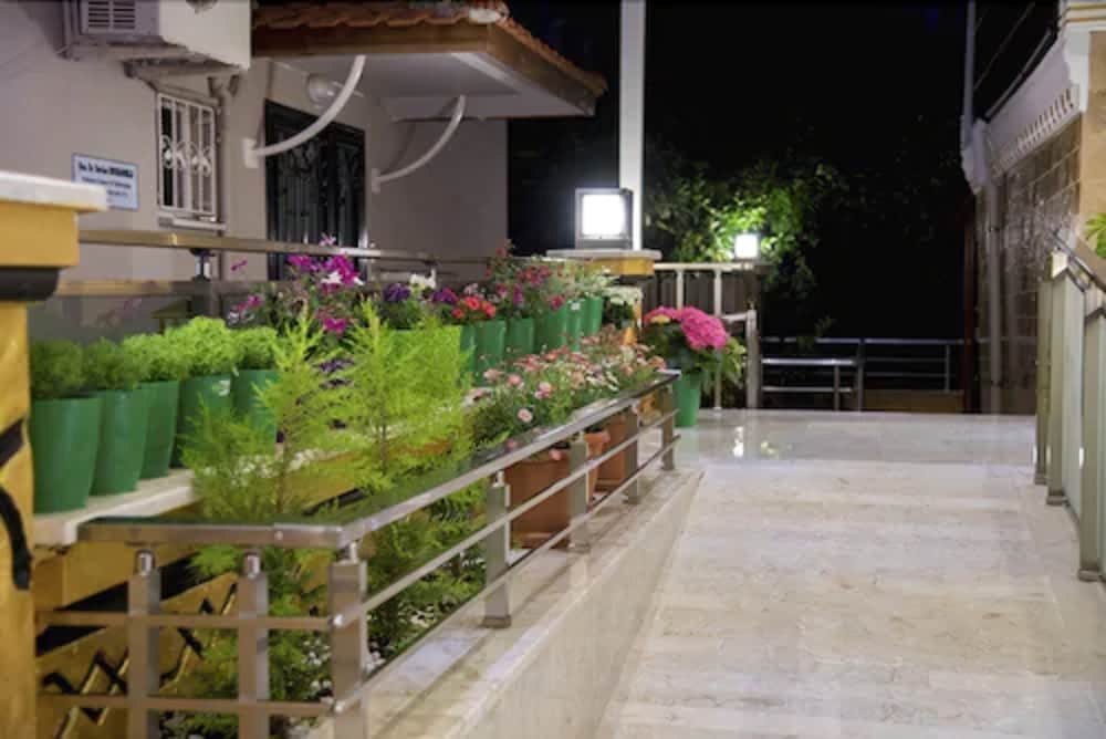 Kayi Hotel 7/44