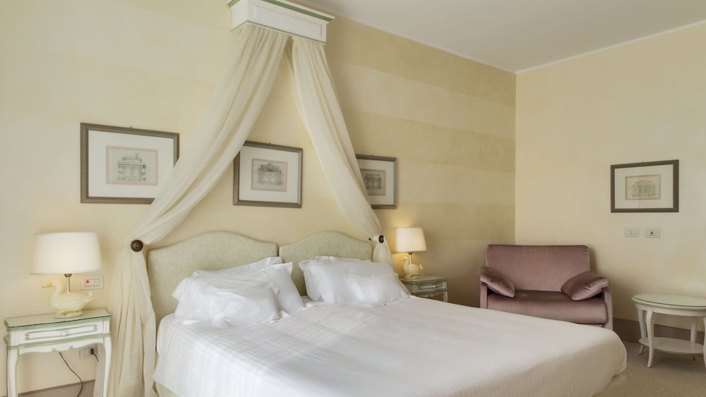 Hotel Rivalago 11/50