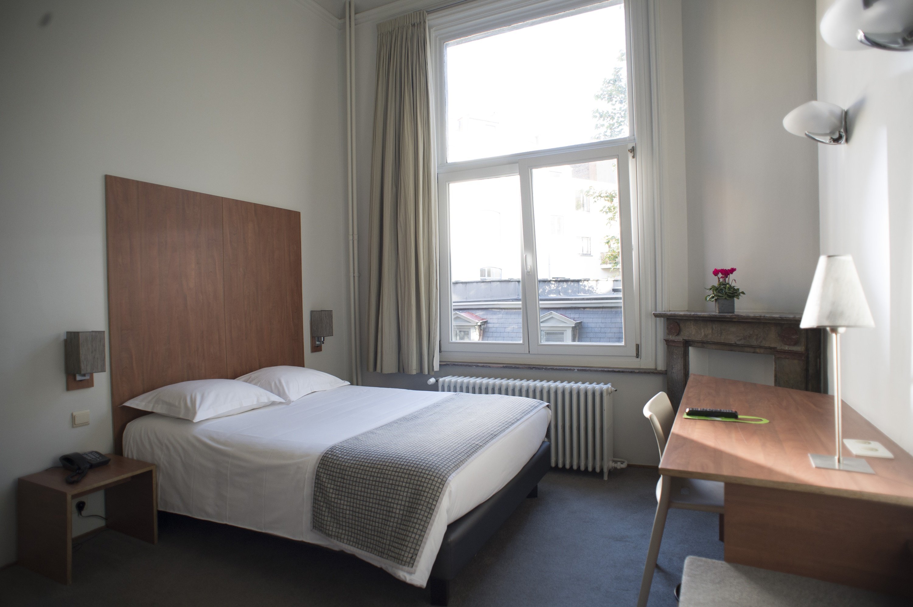 Hotel Du Congres 27/74