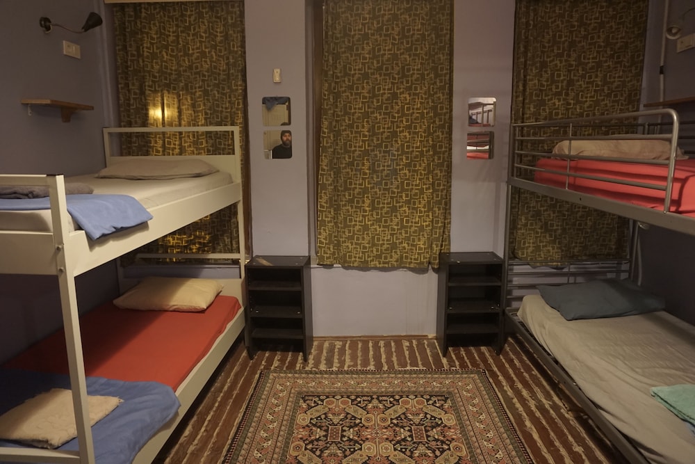 Chilloutlya Hostel&Bar 29/46