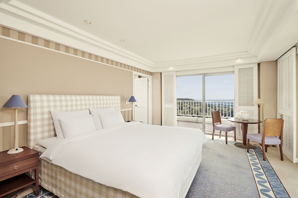 Garden, Premier, Suite, Queen Bed