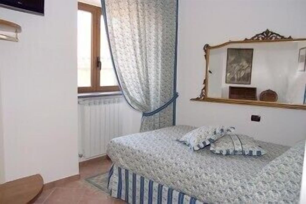 Villa Donna Fausta 11/20