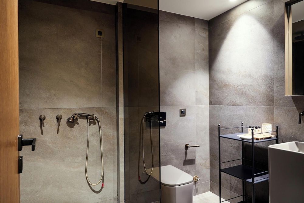 Athens 1890 Boutique Hotel & Spa 45/49