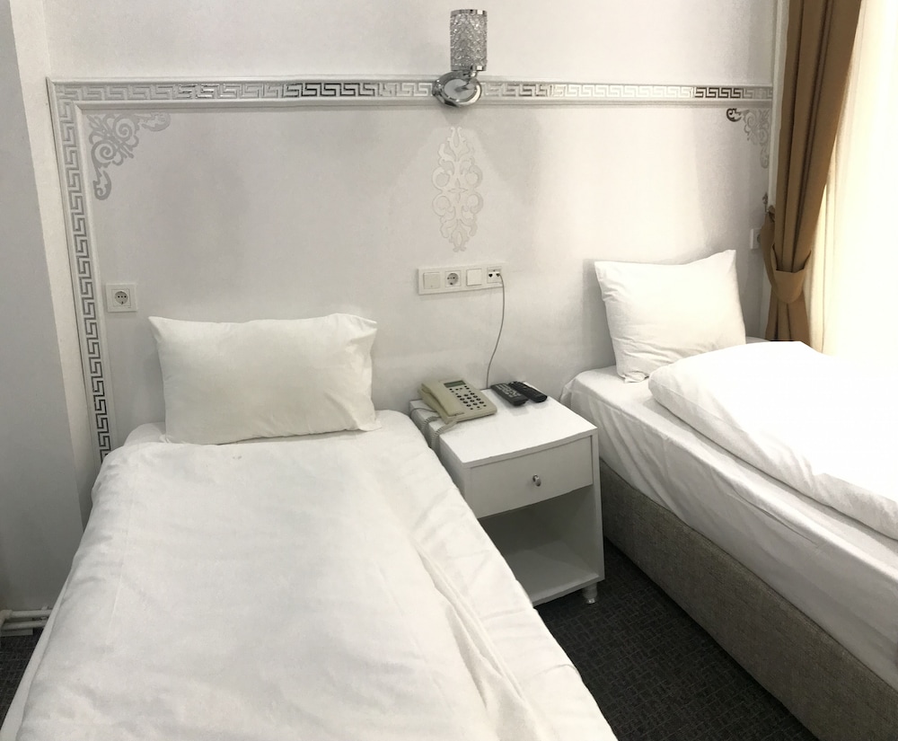 Beyhan Hotel 54/56