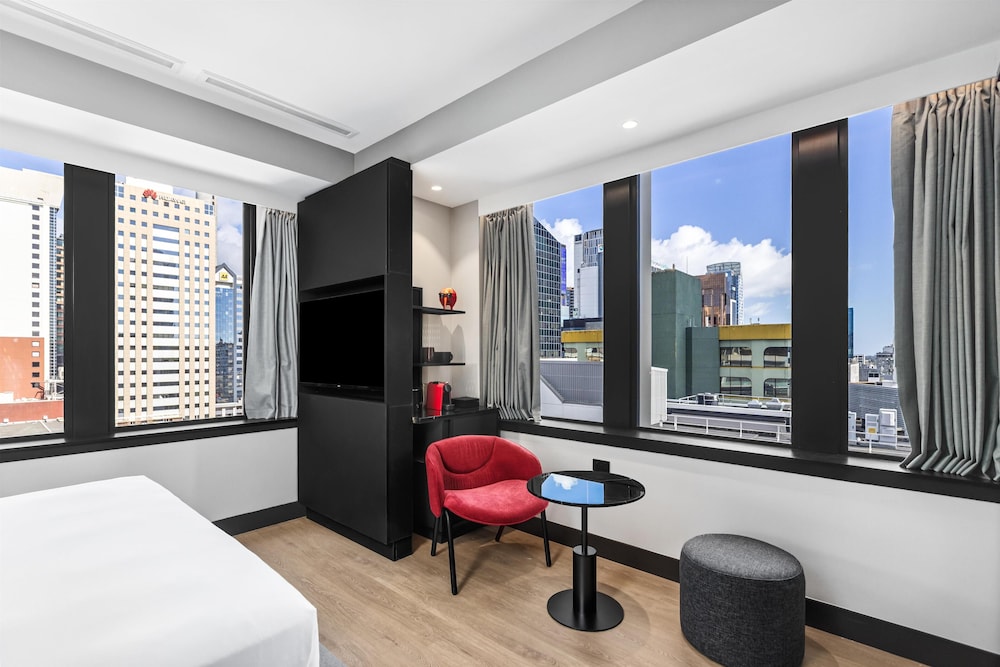 Radisson RED Auckland 26/50