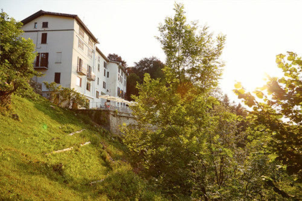 Hotel Paradiso sul Lago 48/50