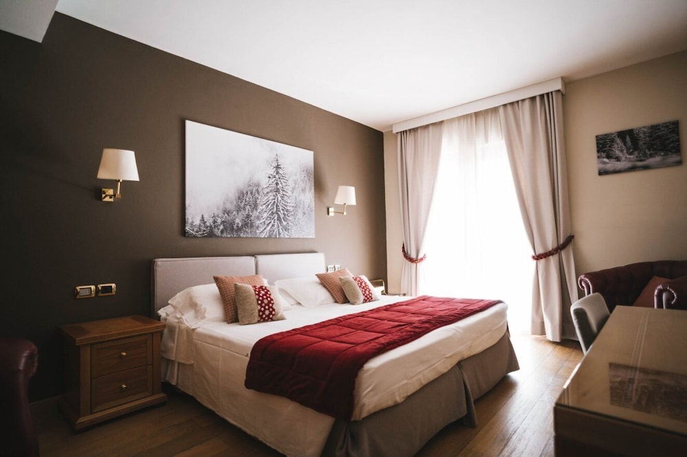 Paradise Hotel and Wellness 10/49
